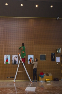 action culturelle, artistique, arts plastiques, auditorium dijon, autoportrait, coiffe, costume, détenue, féminité, femme, identité, julia morlot, maison d'arrêt, maison d'arrêt de dijon, marion bidaud, masque, opéra de dijon, ornement, portrait, prison,